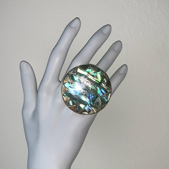 HOUSE of HARLOW 1960 gold sunburst abalone boho statement ring 5 6 - Picture 2 of 5